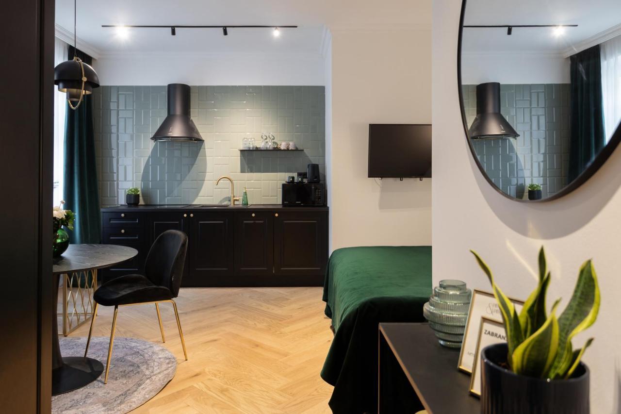 Pierrot & Pierrette Mesnicka Apartment Zagreb Bagian luar foto