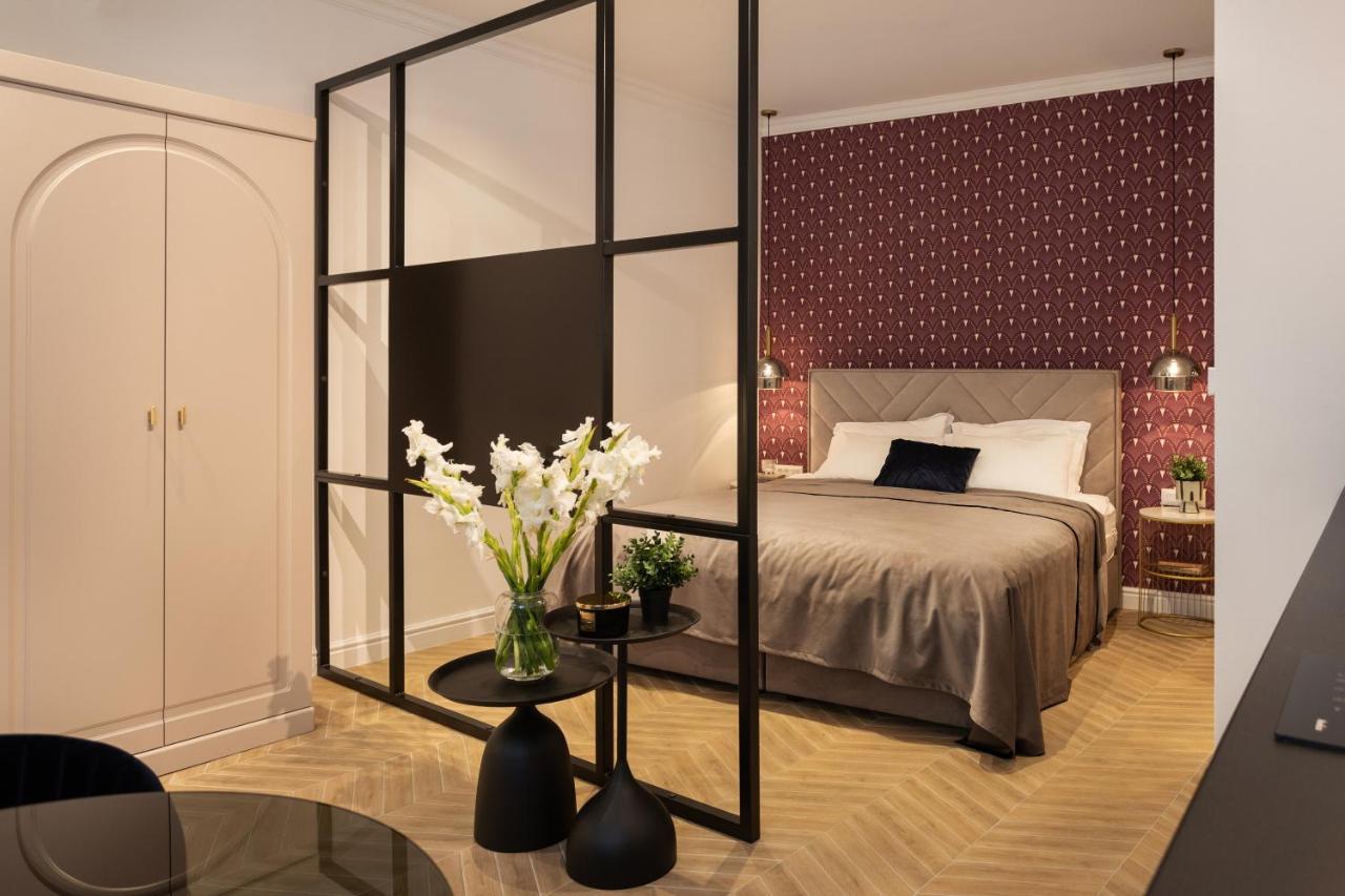 Pierrot & Pierrette Mesnicka Apartment Zagreb Bagian luar foto